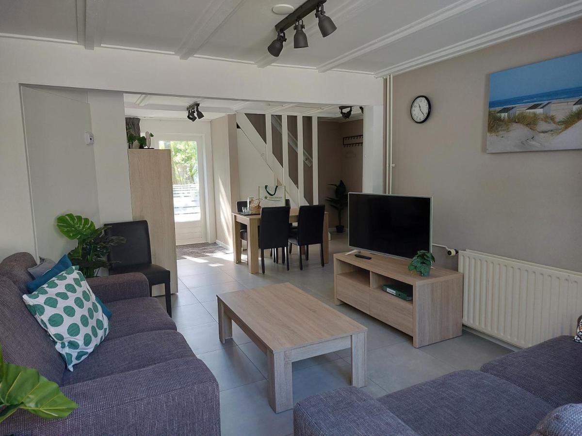 Boszicht 6 Halfvrijstaande Vakantiewoning In Oostkapelle Exteriör bild